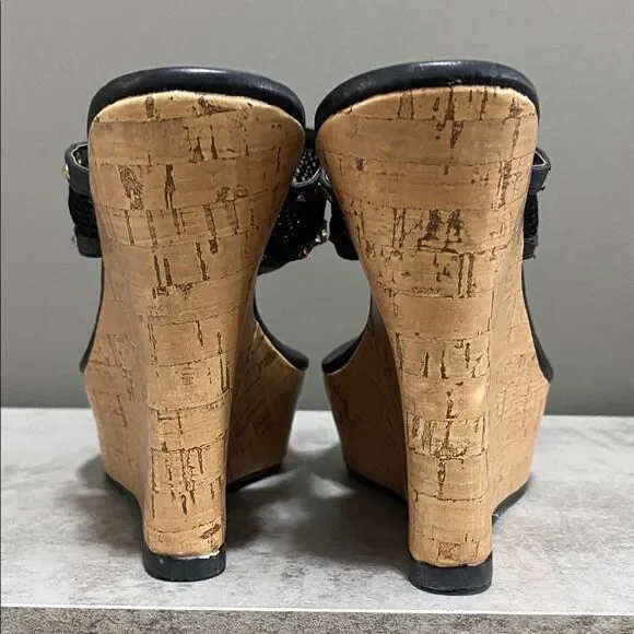 VENUS Black and Tan Beaded Mesh Wedge Sandals Size 8 - Picture 7 of 13